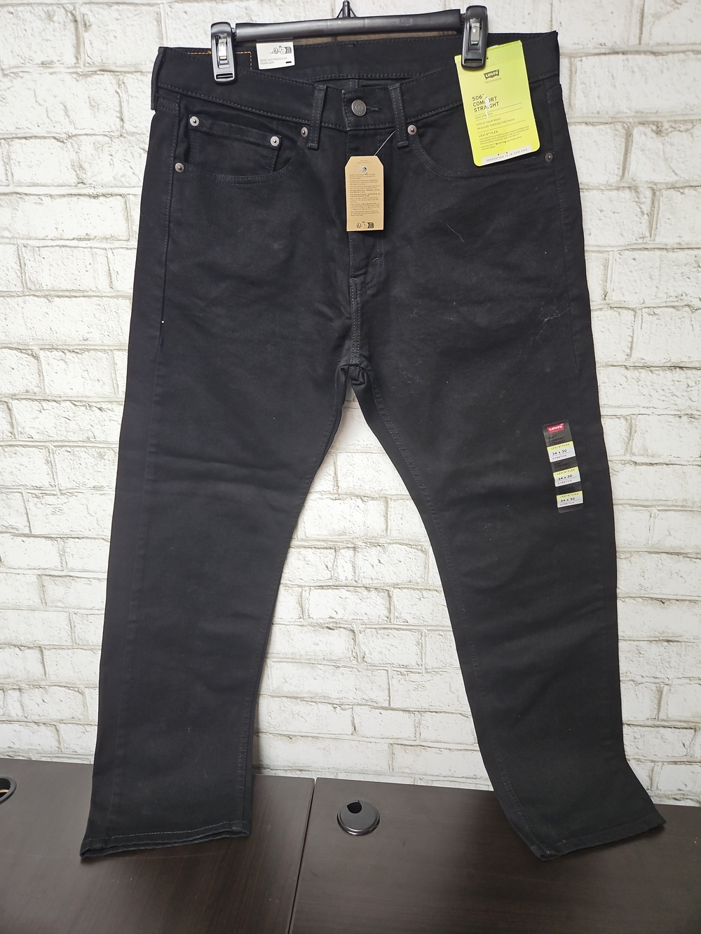 Levi's Men's Black 506 Comfort Straight Jeans Size 34x30 NWT